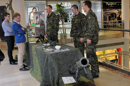 Jak se stát vojenským profesionálem, sdělovali přímo vojenští profesionálové