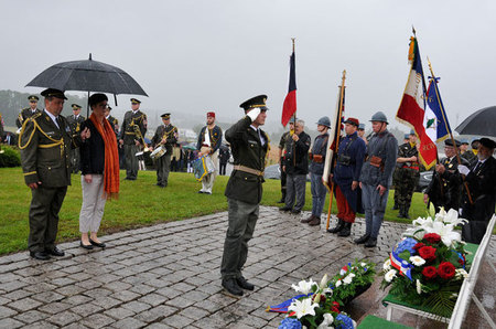 Zástupci resortu si Den ozbrojených sil ČR připomněli v Darney