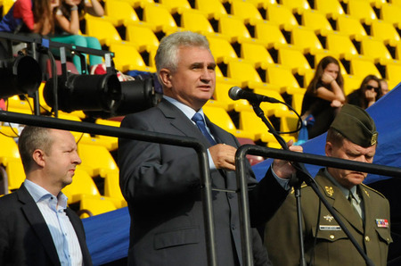 S výzvou vraťme děti na hřiště, vystoupil ve svém projevu předseda Senátu Parlamentu ČR Milan Štěch