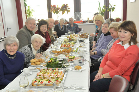 Také v Domově pro veterány panovala velmi srdečná a přátelská atmosféra při setkání s ministrem obrany ČR Vlastimilem Pickem