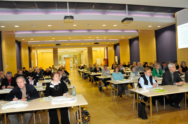 Kongresový sál Domu armády Praha 12. listopadu 2013