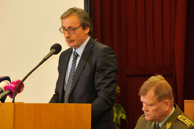Ministr obrany ČR Martin Stropnický při projevu k účastníkům velitelského shromáždění