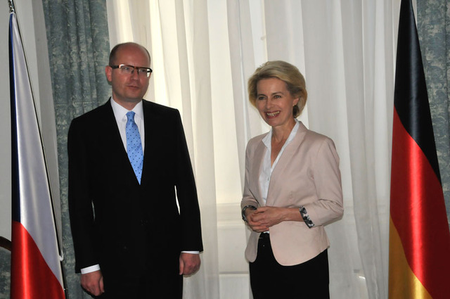 Německou ministryni přijal premiér Bohuslav Sobotka
