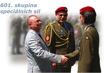 Ministr obrany Martin Barták předal medaile prostějovským vojákům 