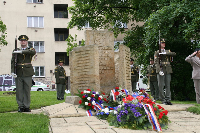   Pomník Zpravodajské brigády