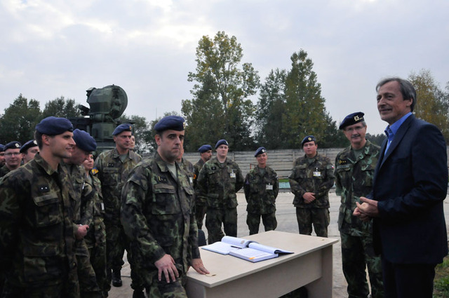 V závěrečné besedě s protiletadlovci ve Strakonicích ministr obrany zdůraznil, že se bude se svým týmem snažit o to, aby se vojákům v útvarech dobře pracovalo
