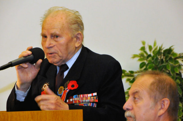 Velmi spontánní ráz mělo vystoupení přímého účastníka bojů o Kyjev Vladimíra Wintera, který se dokázal rozdělit o své osobní vzpomínky na dobu před 70ti lety