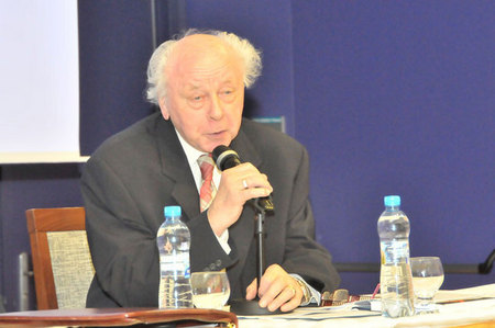 Historik plukovník v.v. Karel Richter hovořil o o statečnosti českoslovených vojáků v bitvě o Kyjev 