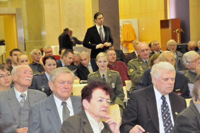 Konference k 70. výročí osvobození Kyjeva se zúčastnili také studenti a studentky vojenských škol z Brna a Moravské Třebové