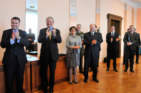 Z předání vyznamenání na Ministerstvu obrany ČR