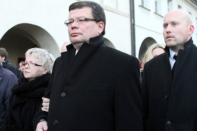 Alexandr Vondra s manželkou