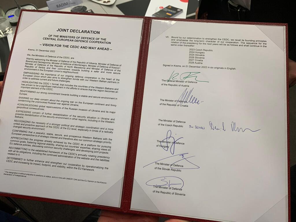 Podpisy na společné deklaraci Vize pro CEDC 
