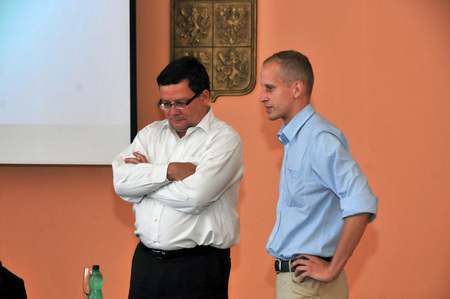 Ministr obrany přijal účastníky letní školy Občanského institutu