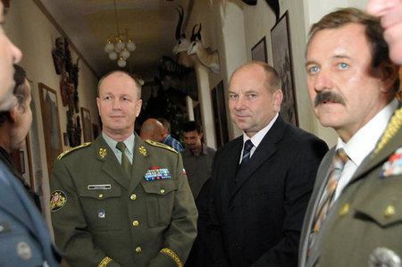 Pozorovatelé OSN se na Komorním Hrádku potkali už podesáté