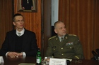 Velvyslanec David Konecký a generálmajor Jiří Baloun na Univerzitě obrany