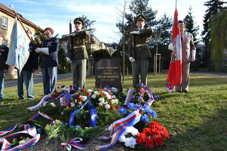 Od hrdinné smrti štábního kapitána Václava Morávka uplynulo 72 let