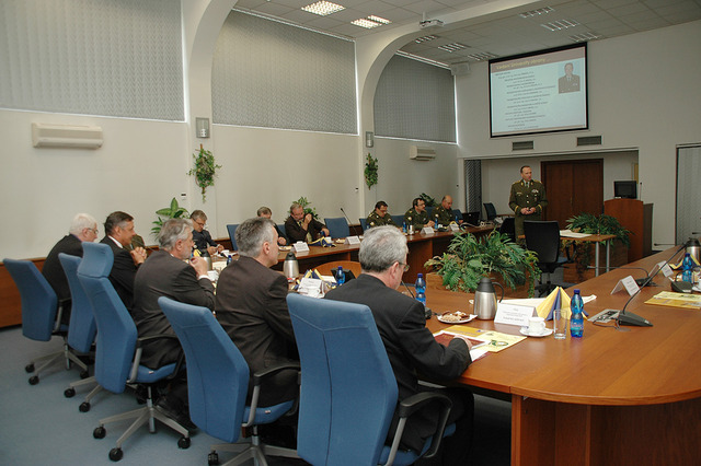 Prezentace rektora-velitele brigádního generála prof. Bohuslava Přikryla