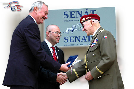 Jak vypadala Evropa v roce 1945, prozrazují fotografie v Senátu 