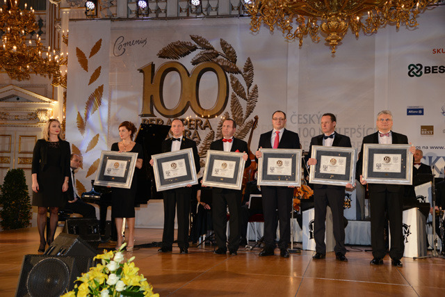 Zástupci institucí oceněných v oborové kategorii Zdraví – Vzdělání - Humanita