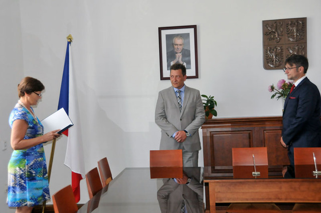 Poučení přečetla ředitelka Kanceláře státního tajemníka Jaroslava Přibylová