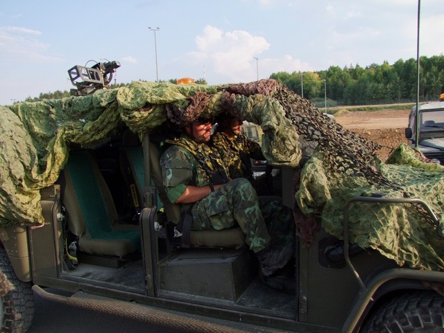  Majáček na střeše je senzorem systému MILES