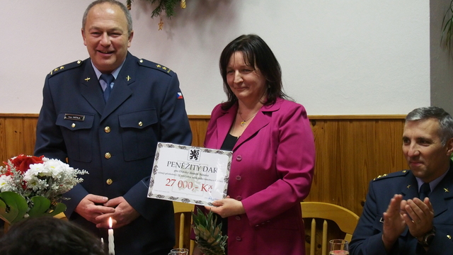 Předvánoční návštěva čáslavských v Dětském domově Sázava 1