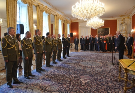 Prezident na Pražském hradě jmenoval nové generály Armády České republiky