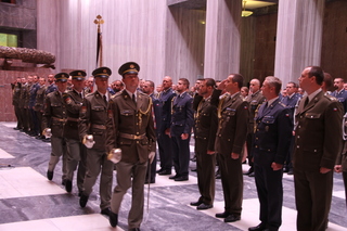 Vojáci převzali ocenění za službu v zahraničních misích ve Slavnostní síni Národního památníku v Praze na Vítkově