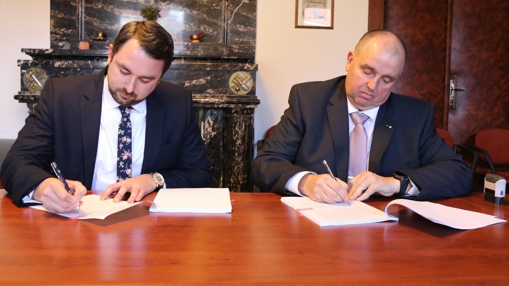 Ministerstvo obrany podepsalo smlouvu na kontejnery na PHM pro doplňování pozemní techniky