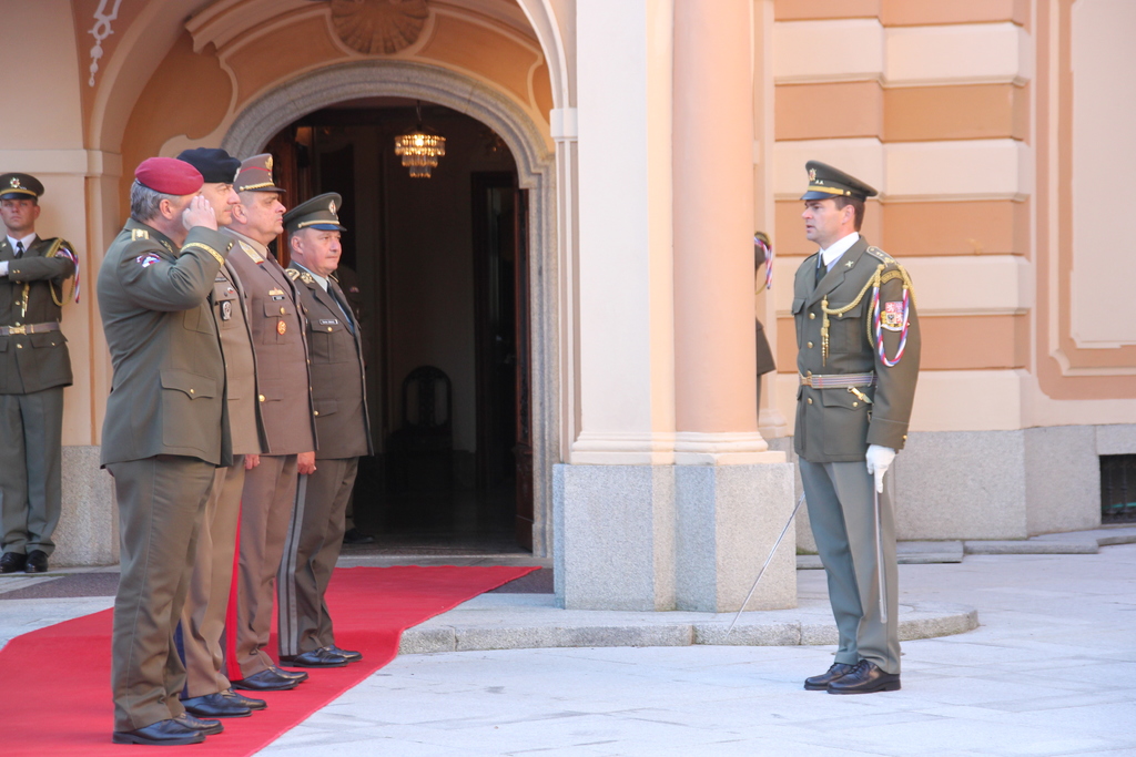 Zahajovací ceremonie jednání náčelníků generálních štábů Visegrádské čtyřky