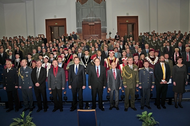 Hosté inaugurace