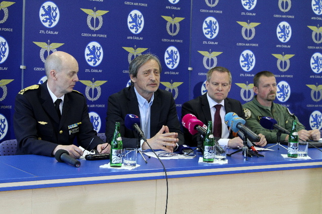  Záběr z tiskové konference