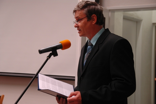 Rektor Univerzity obrany prof. Rudolf Urban hovoří k hostům