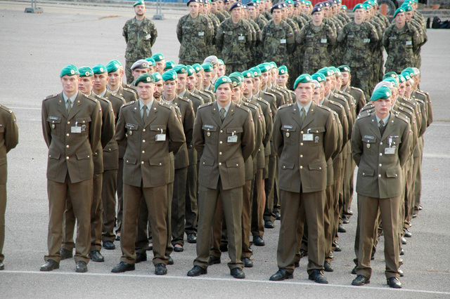 Nástup příslušníků UO k zahájení nového akademického roku