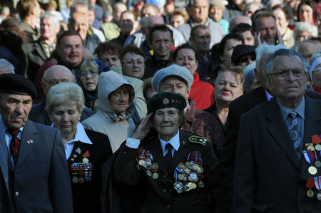 68. výročí bojů o Dukelský průsmyk, kterým 6. října 1944 přinesli vojáci z Východu svobodu, se zůčastnili i pamětníci a přímí účastníci bojů 2. světové války