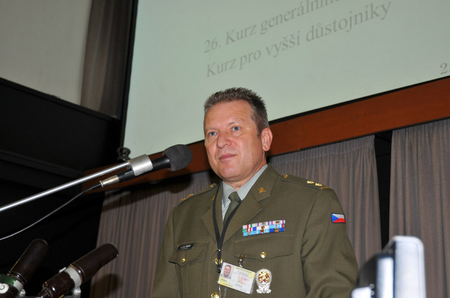 Vedoucí vědecký pracovník katedry podplukovník gšt. Ing. Ivo Pikner, Ph.D.