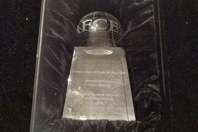 Cena mezinárodní organizace AFCEA. 


