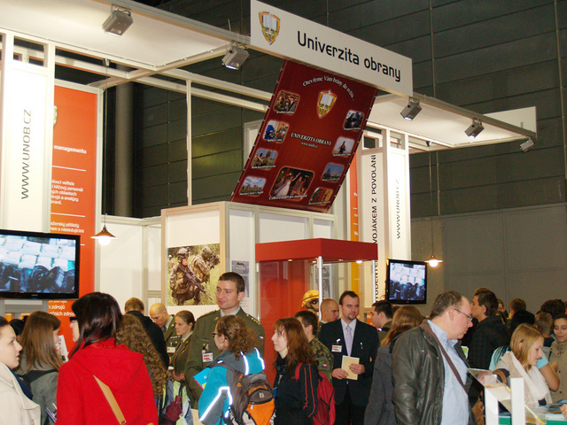 Univerzita obrany letos vystavuje ve stánku číslo 72 v pavilonu G1