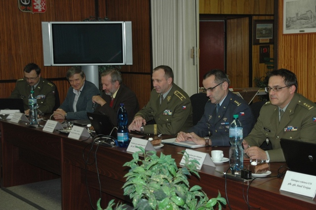 Pracovního setkání se zúčastnili představitelé managementu školy