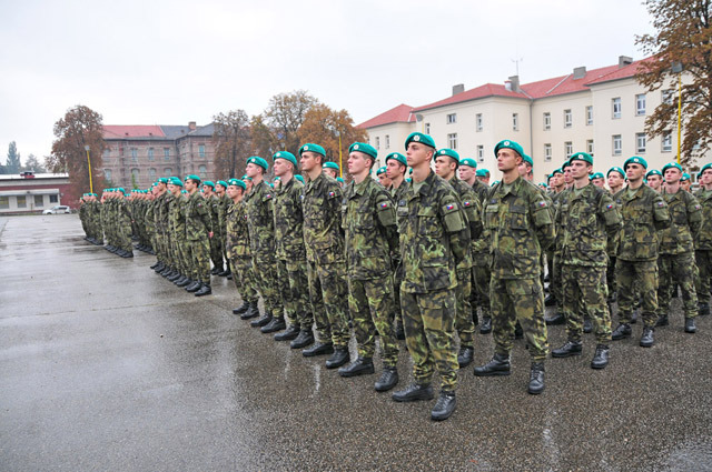 Nastoupený školní pluk