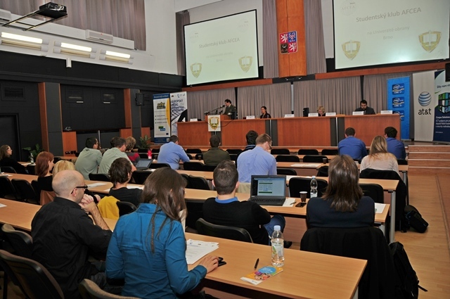 Seminář Soukromí a bezpečnostní rizika v kyberprostoru