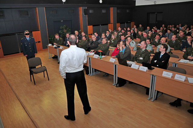 Náměstek Jiří Borovec demonstruje manažerské přístupy