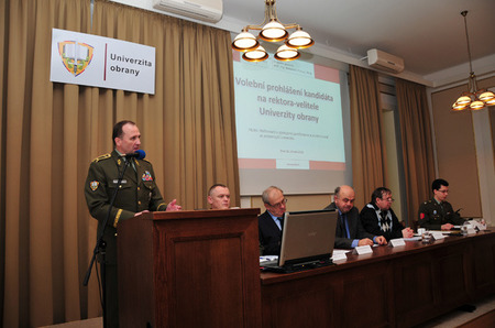 Rektor-velitel Univerzity obrany Přikryl byl zvolen kandidátem pro druhé funkční období