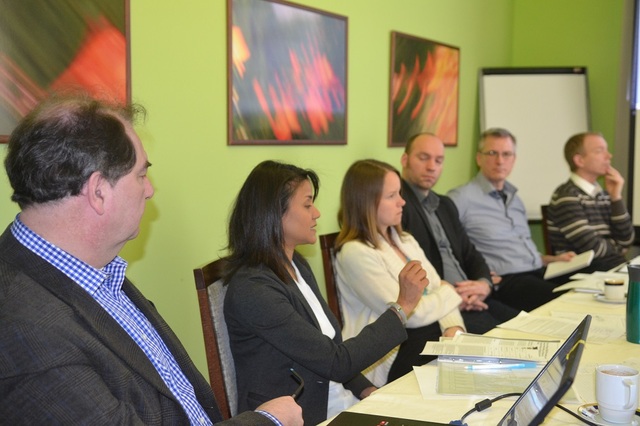 Zahraniční vojenští psychologové diskutují o plánu výzkumného projektu v rámci NATO