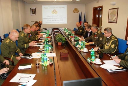 Hlavním bodem jednání byla spolupráce Armády České republiky a Ozbrojených sil Slovenské republiky při oslavách stého výročí vzniku samostatného československého státu v roce 2018. 