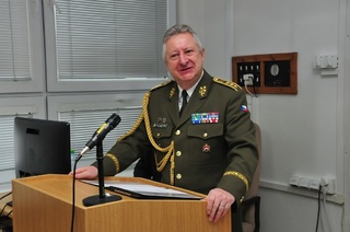 1. zástupce náčelníka Generálního štábu generálporučík Jaromír Zůna během svého vystoupení 