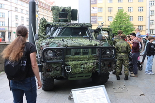 Z Army Dne na Floře