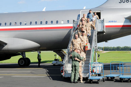 Návrat 5. jednotky Armády ČR PRT ISAF z Afghánistánu (2)