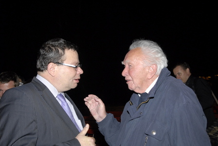 Ministr obrany Alexandr Vondra a Zdeněk Mahler