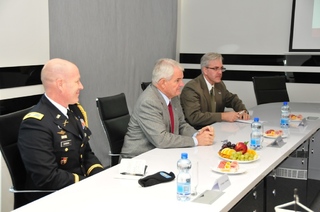 Velvyslanec USA v České republice Stephen B. King během prezentace